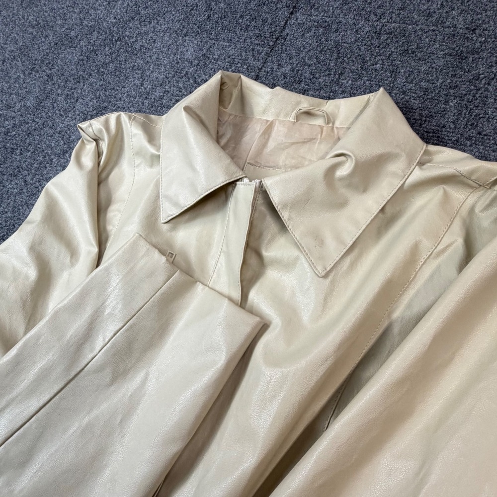 Jennyfer J Womens Size XL Cream Zip‎ Front Jacket Cream Faux Vegan Leather